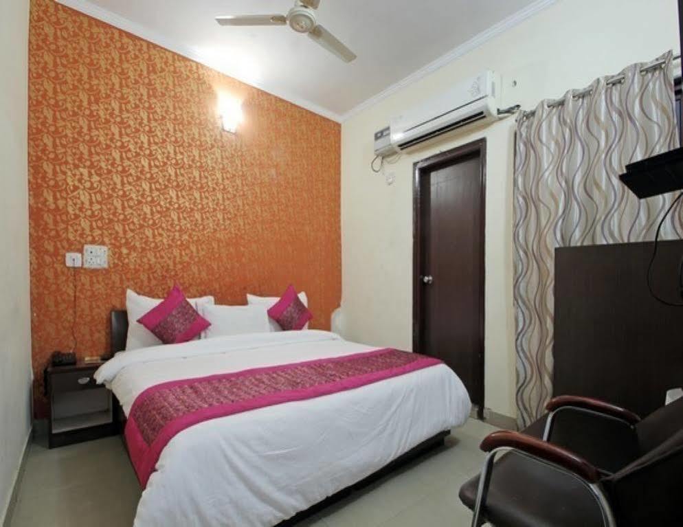 Hotel Le Princess @ Airport Neu-Delhi Exterior foto