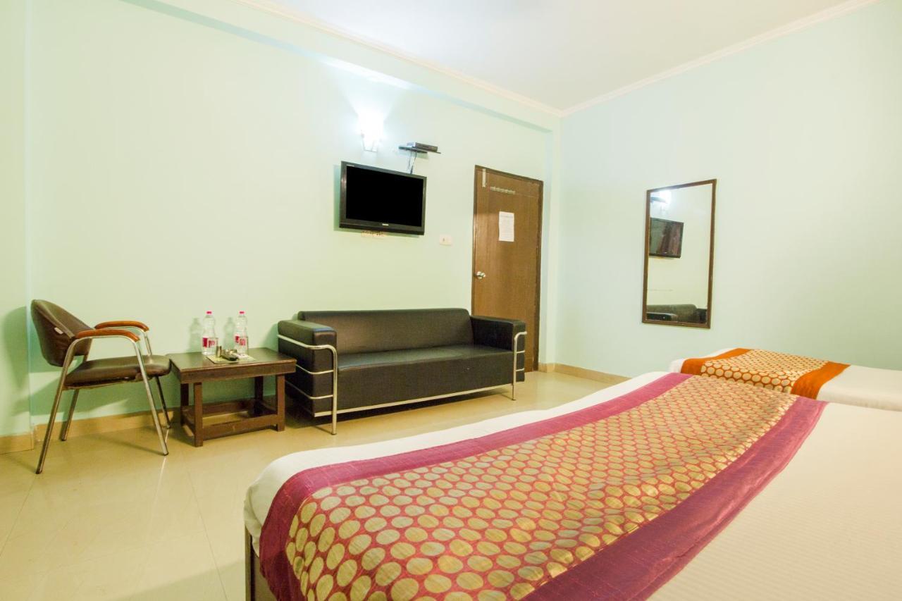 Hotel Le Princess @ Airport Neu-Delhi Exterior foto